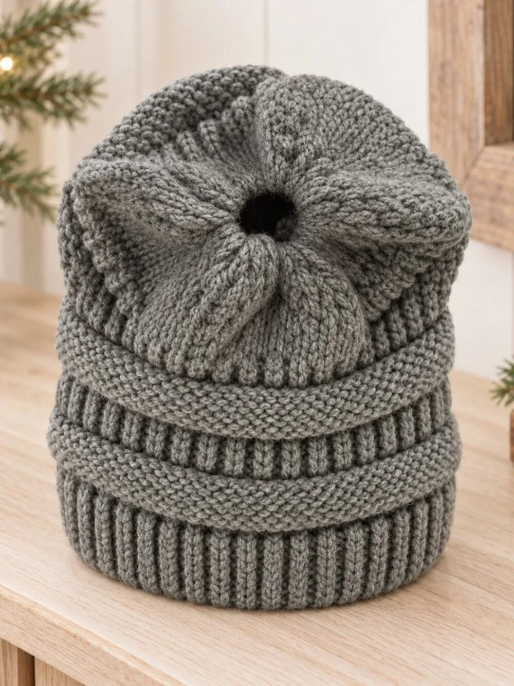 Gray Chunky Knit Messy Bun Ponytail Beanie Ribbed Winter Hat NWT